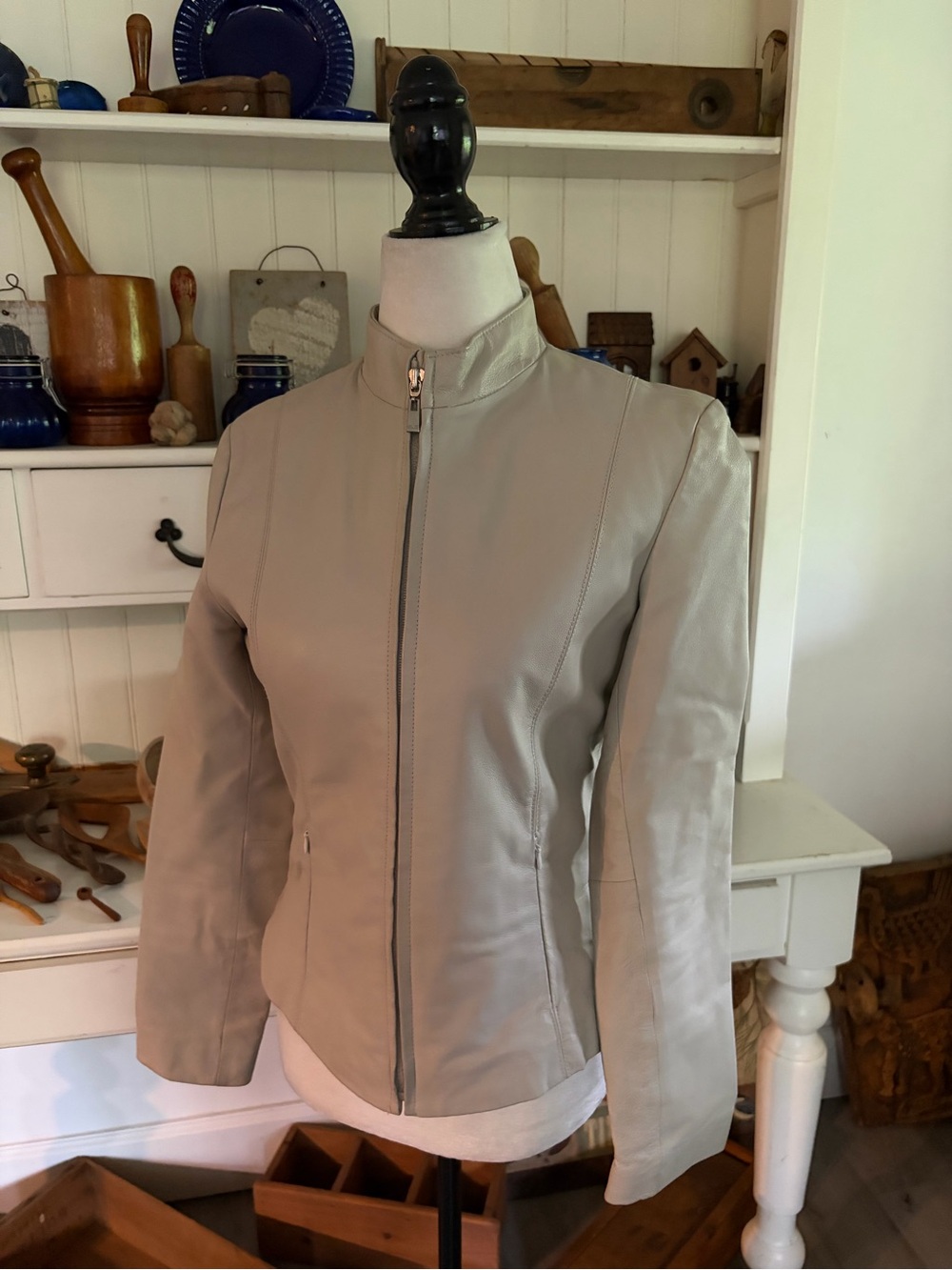 Women’s Light Cream Zip-Front Leather Jacket